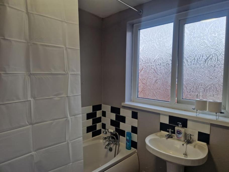 אשינגטון Primos Place - 2 Bedroom In Ashington מראה חיצוני תמונה
